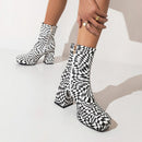 Botas femininas Vanguard com estampa quadriculada
