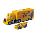 Carreta Disney Pixar Cars ( Conjunto com dois carros )