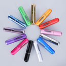 Acessório de metal. mini spray para guardar perfumes ideal para viagens e passeios.