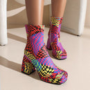 Botas femininas Vanguard com estampa quadriculada
